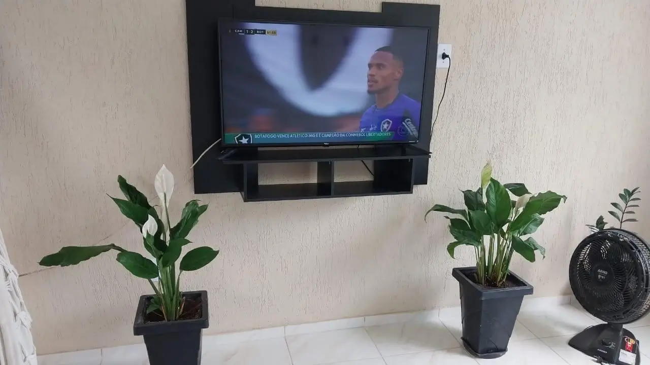 Imagem #1 de Thayná Reis