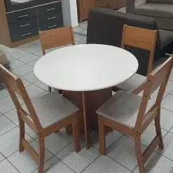 Mesa de Jantar Alice com 4 Cadeiras Indekes Foto Real