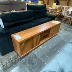 Rack Arezzo Mavaular 220cm Para TV Ate 75 Polegadas 2 Portas Foto Real