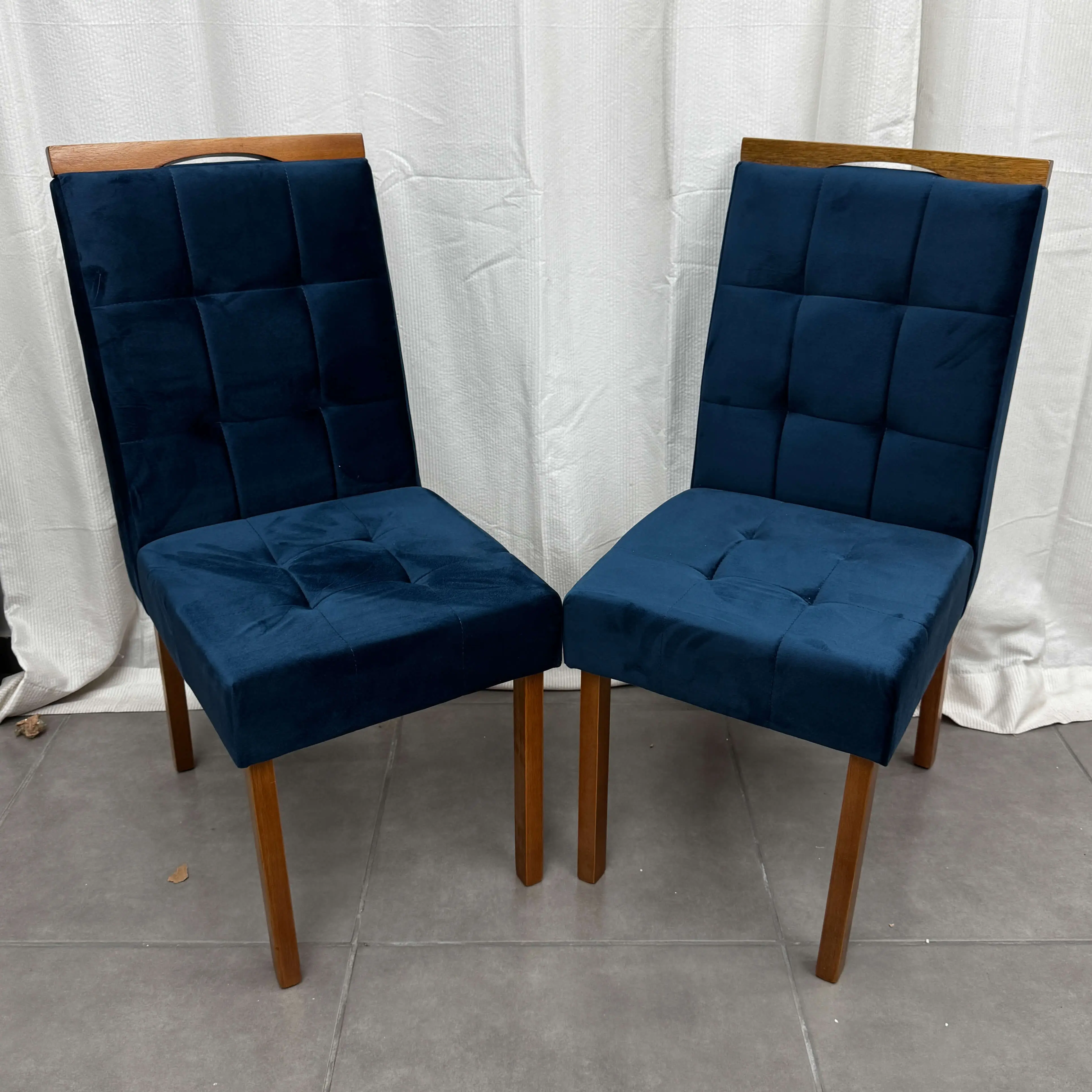 Kit 2 Cadeiras Giulia Estofadas Tecido Veludo Boareto Foto Real Azul
