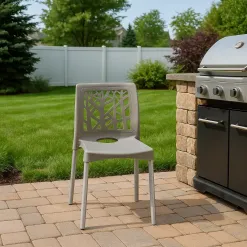 Cadeira Nature Com Pes De Aluminio Forte Plastico