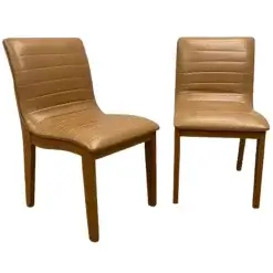 Kit 2 Cadeiras Sofia Em Corino Estofadas Valverde Caramelo