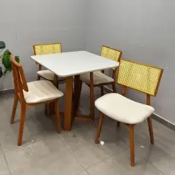 Mesa De Jantar Bali 90x90cm Com Vidro E 4 Cadeiras Livia Em Linho Madeira Minas Plac 15170