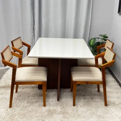 Mesa De Jantar Helo 120x90cm Com Vidro E 4 Cadeiras Berlim Hr Em Linho Madeira Poliman 34825