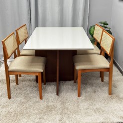 Mesa De Jantar Helo 120x90cm Com Vidro E 4 Cadeiras Monalisa Em Linho Madeira Poliman 25104