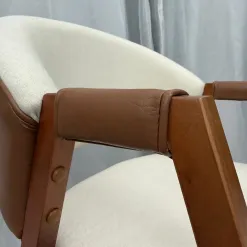Poltrona Decorativa 018 Em Linho May Ind 10073