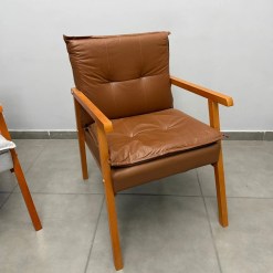Poltrona Denise 025 Em Courino May Ind 63507